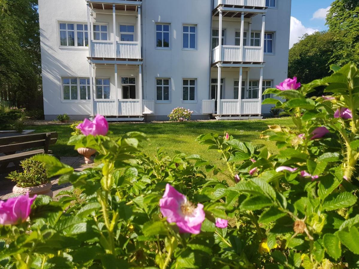 Residenz Seeblick, Fewo 10 Mit Balkon Und Ostseeblick Sellin  Exterior photo