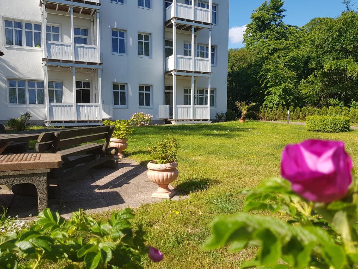 Residenz Seeblick, Fewo 10 Mit Balkon Und Ostseeblick Sellin  Exterior photo
