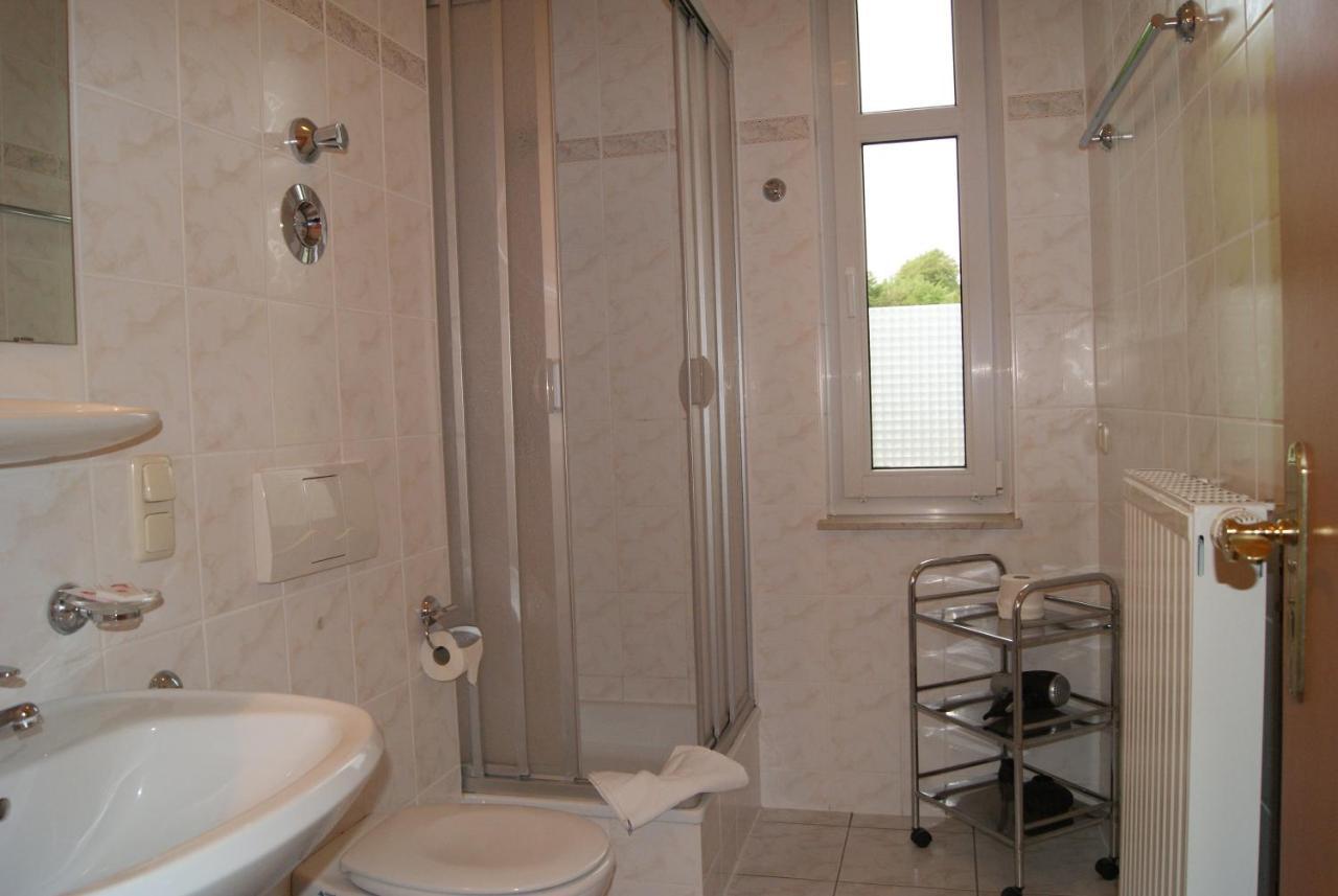 Residenz Seeblick, Fewo 10 Mit Balkon Und Ostseeblick Sellin  Exterior photo